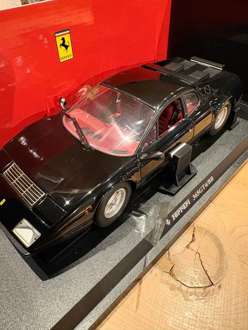 絶版京商 1/18フェラーリ365GT4/BB ブラック　外箱難あり