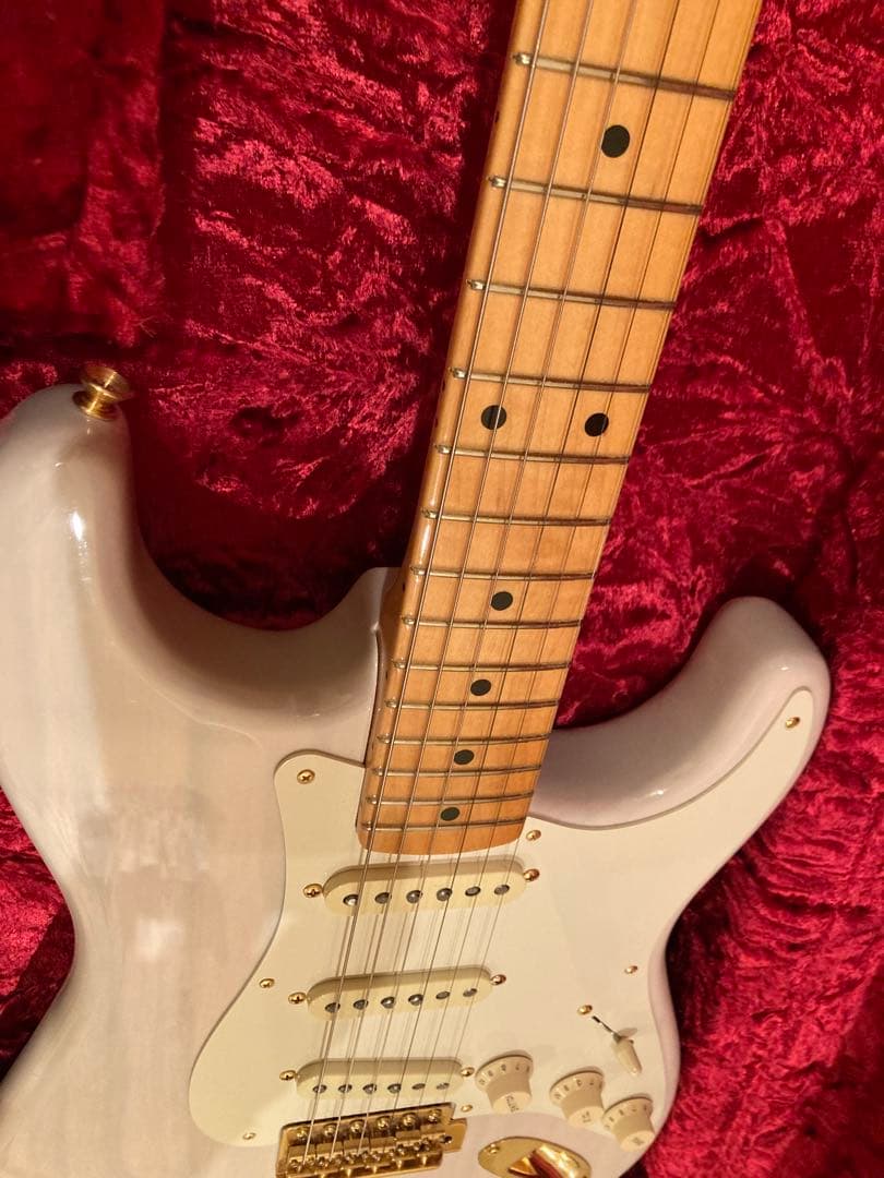 Fenderリミテッドエディションアメリカンオリジナル'50sストラトキャスター