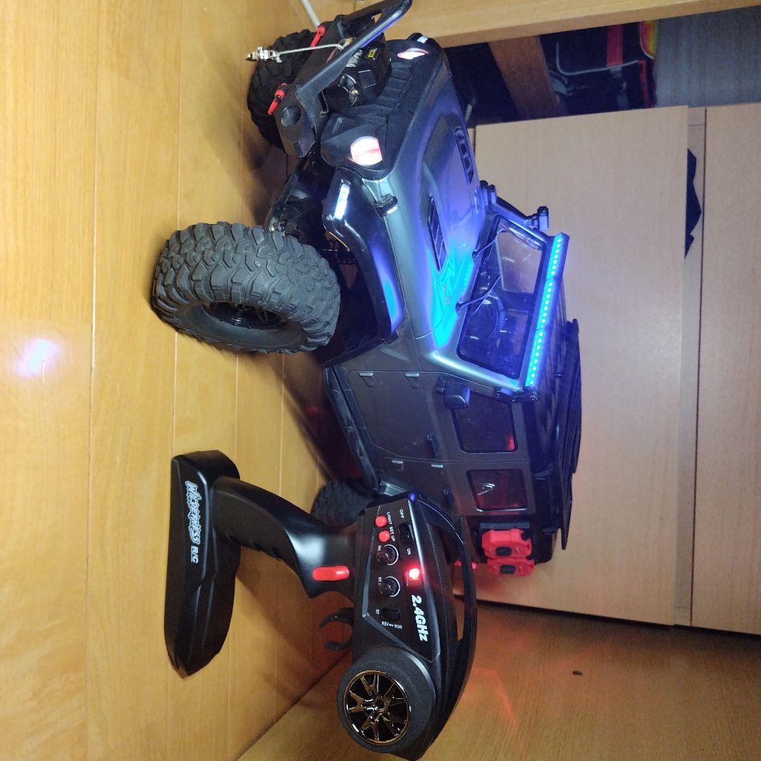 J*B様 HB r1011 オフロードRCカー LEDライト付き1/10【動作確