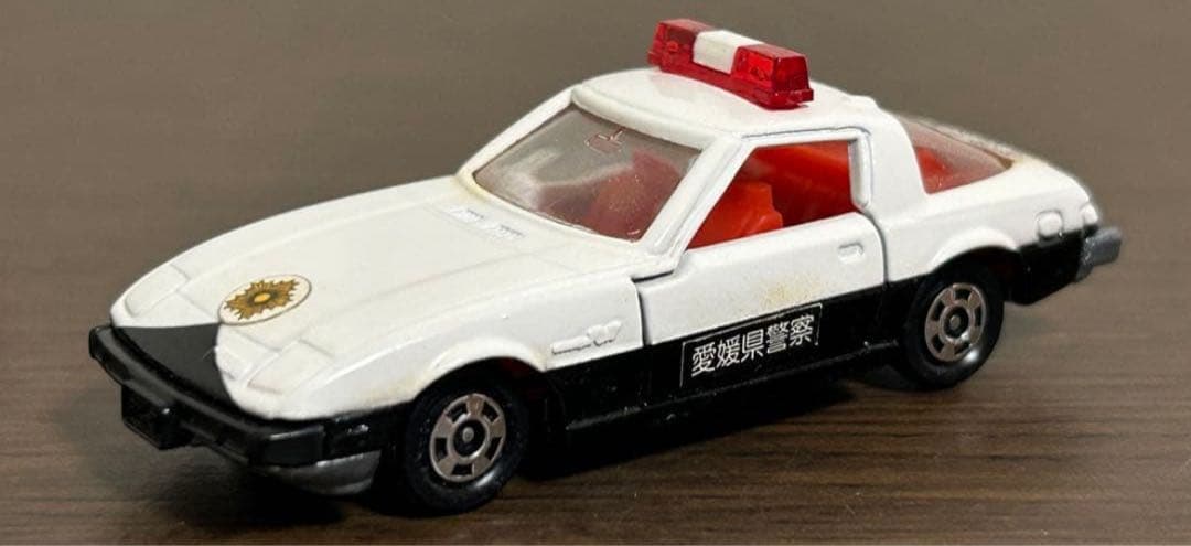 トミカ マツダ サバンナ RX-7 カローラセダン パトロールカー 2台セット