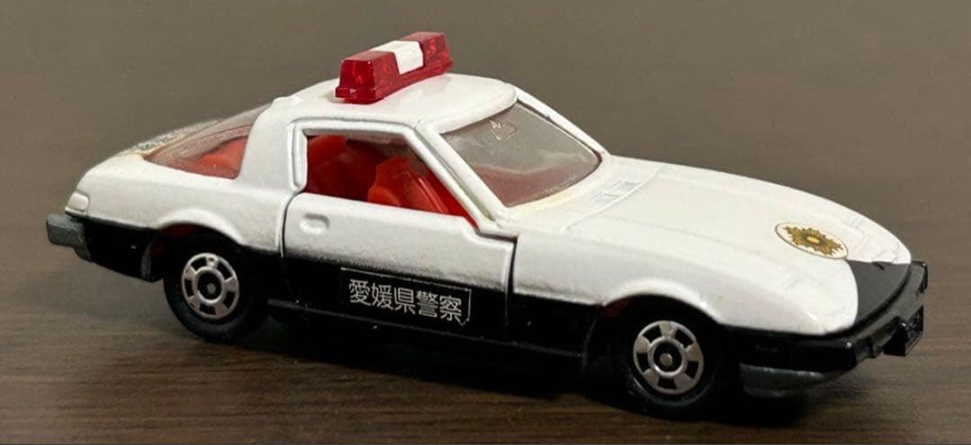 トミカ マツダ サバンナ RX-7 カローラセダン パトロールカー 2台セット