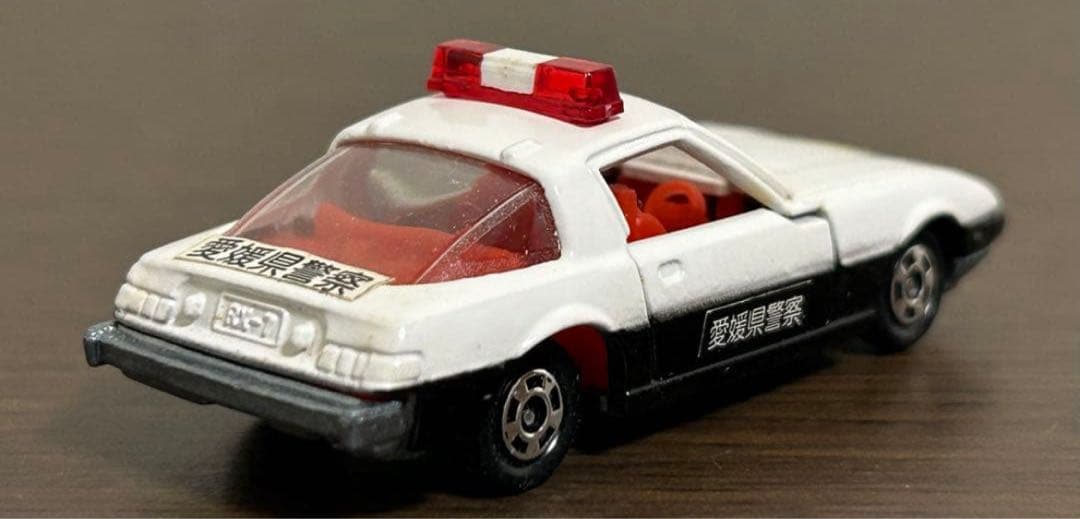 トミカ マツダ サバンナ RX-7 カローラセダン パトロールカー 2台セット