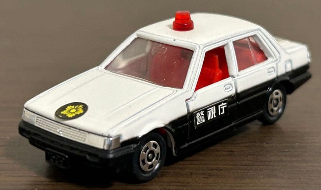 トミカ マツダ サバンナ RX-7 カローラセダン パトロールカー 2台セット