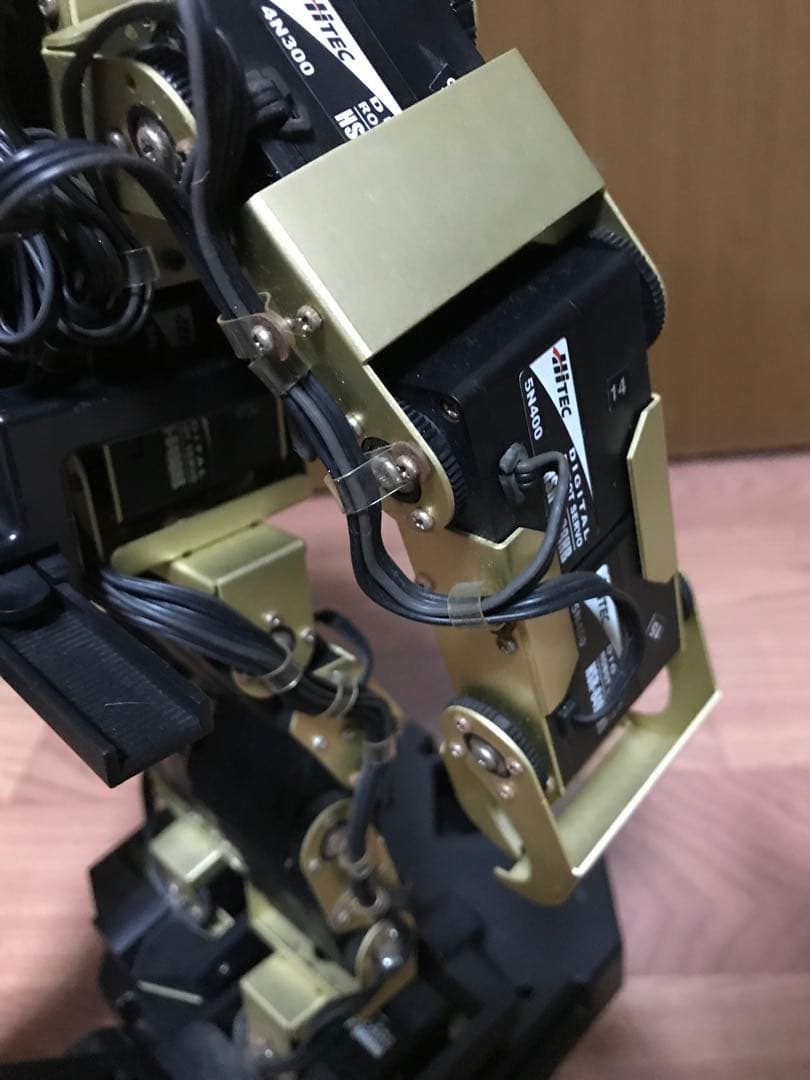 二足歩行ロボット ROBONOVA HITEC ジャン HSR-8498HB