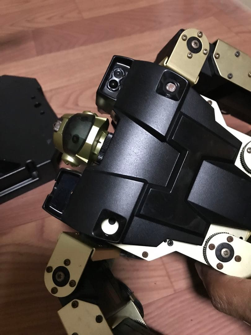 二足歩行ロボット ROBONOVA HITEC ジャン HSR-8498HB