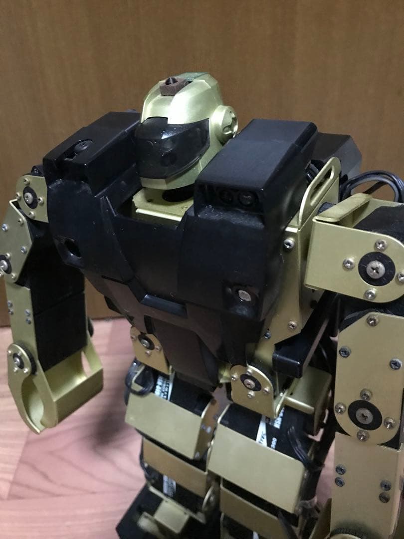 二足歩行ロボット ROBONOVA HITEC ジャン HSR-8498HB