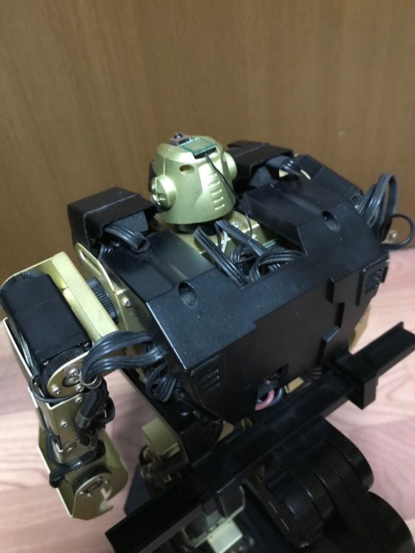 二足歩行ロボット ROBONOVA HITEC ジャン HSR-8498HB