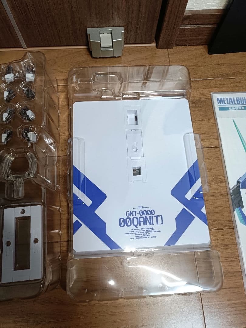 ほぼ新品 L BUILD メタルビルド ダブルオークアンタ