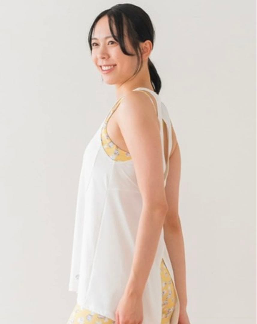 新品【SUKALA】フラワープリント タンクトップス&ブラトップ2点 LAVA
