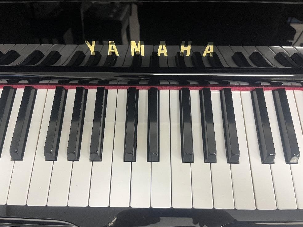 ★80732【アップライトピアノ】YAMAHA　UX30A