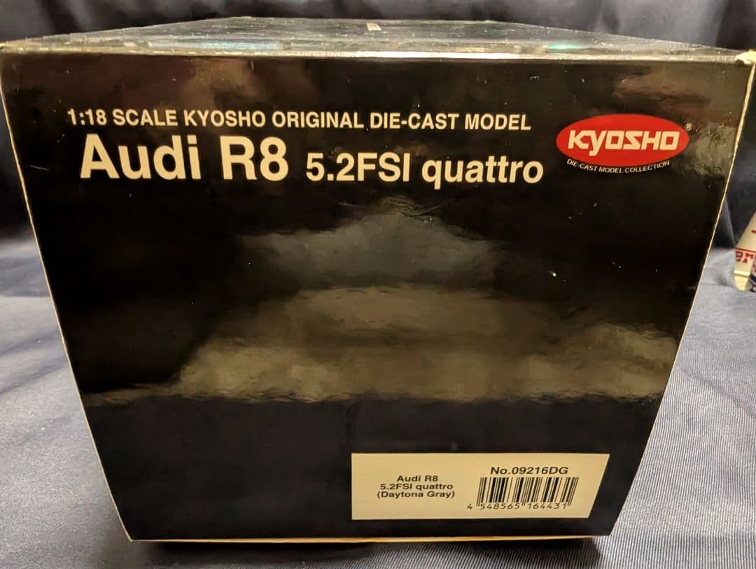 京商　1/18 Audi R8 5.2 FSI quattro 難有り
