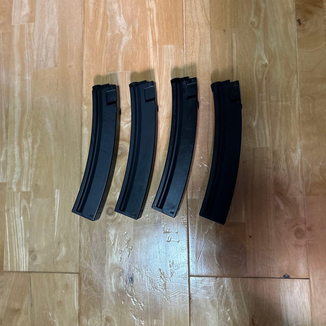 MP5 サブマシンガン 光学サイト付き マガジン4本