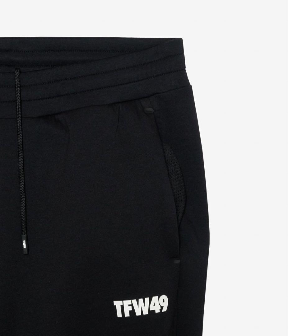 新品タグ付き⭐️2025FW⭐️セットアップ　パンツ⭐️ ブラック　M 完売品