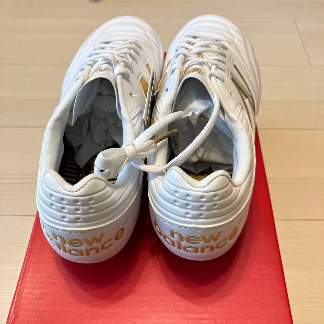 New Balance 442 ホワイト/ゴールド サッカーシューズ