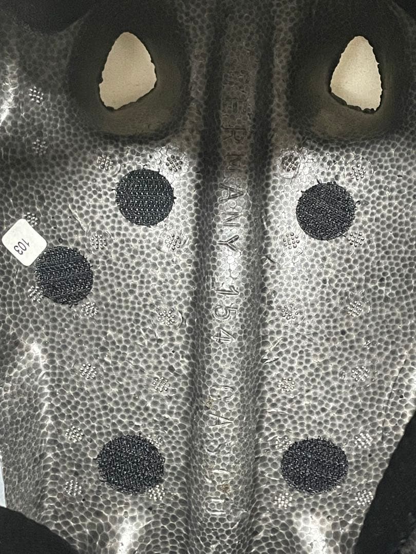 希少　CHANEL シャネル ヘルメット IDENTIFICATION 白