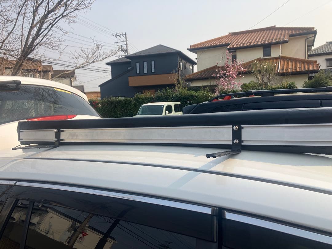 カーサイドタープ 取り付け簡単