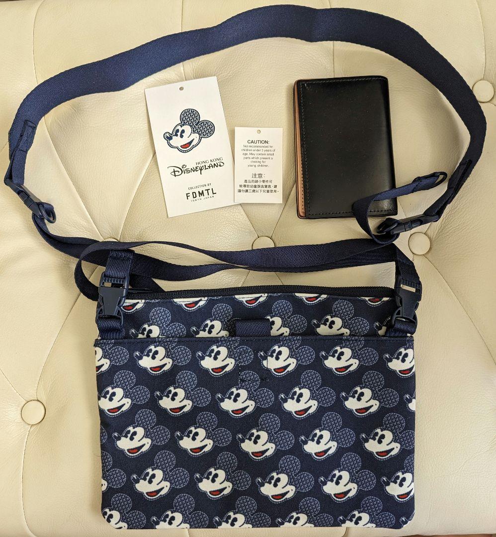 【超レア!!】香港ディズニーランド　サコッシュ　タグ付き未使用品　Disney