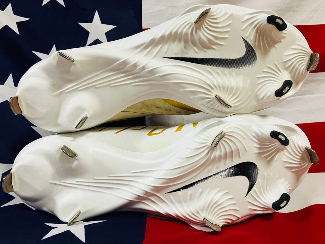 【日本未発売】NIKE ナイキ　野球 スパイク ホワイト　ゴールド 26.5cm