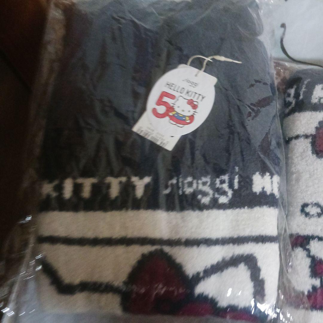 HELLO KITTY 50周年記念上下セット
