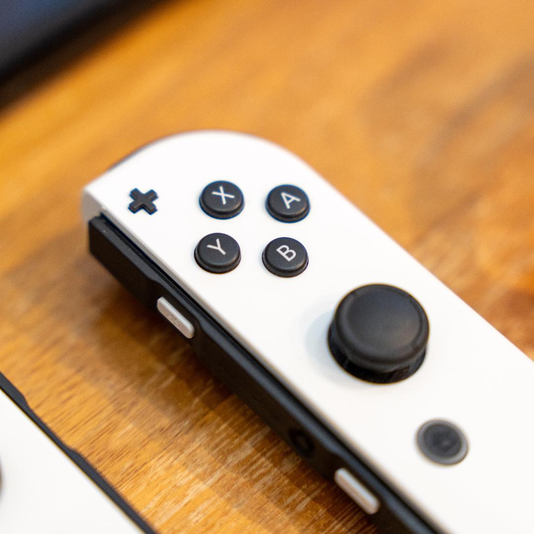 Nintendo Switch（有機ELモデル）