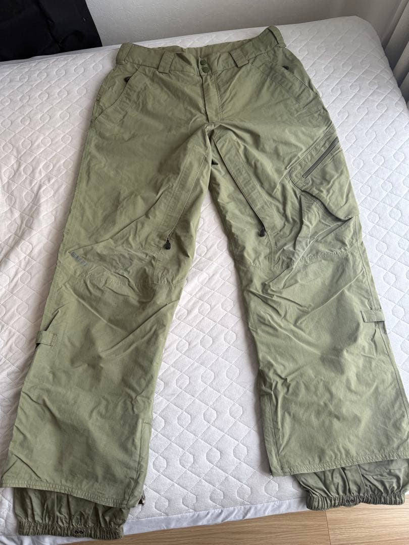 BURTON ION WIDE FITブーツ&BURTONAKパンツ