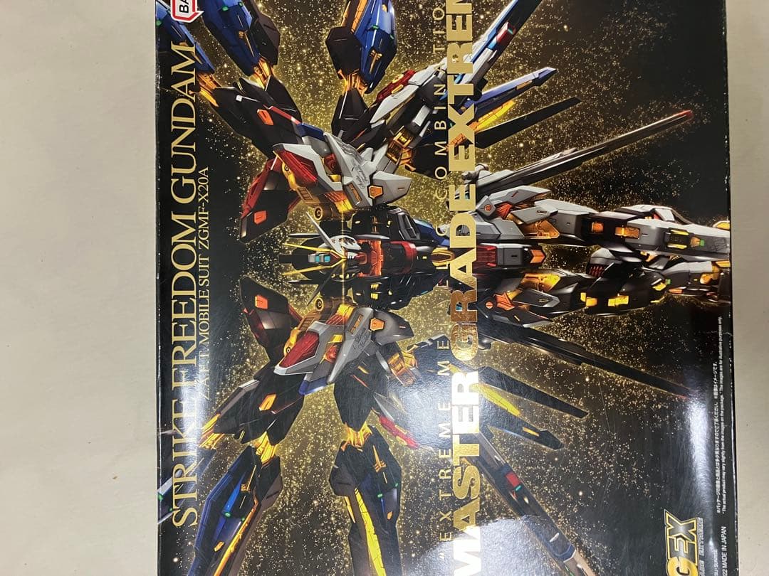 MGEX ストライクフリーダムガンダム　組み立て途中