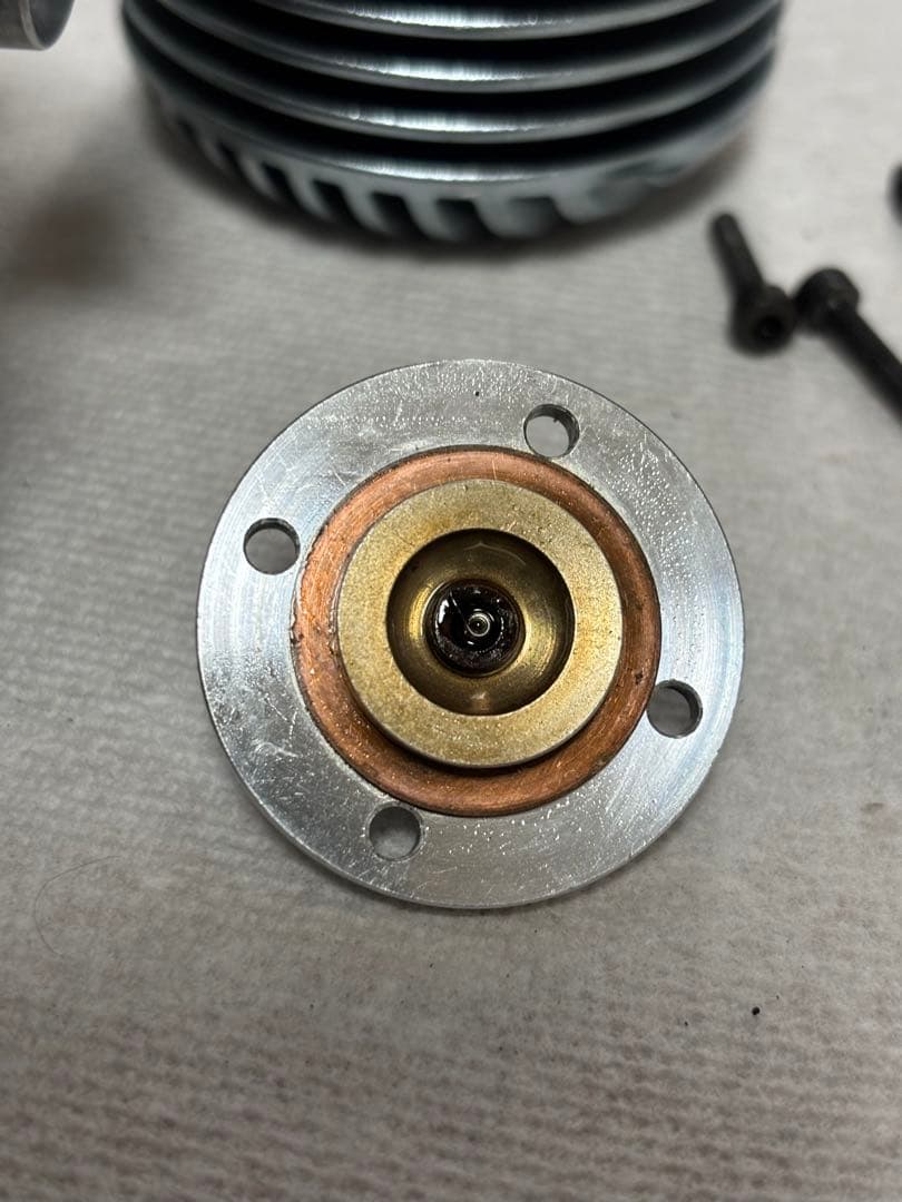 ロッシ 1/8 LOSI LST Mach 427 ラジコン エンジン