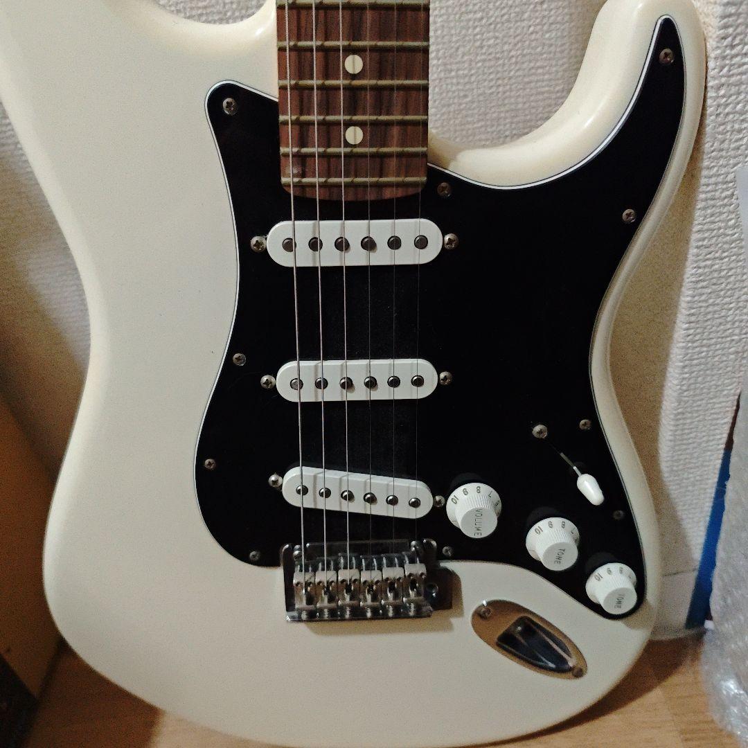 Fender ストラトキャスター ホワイト