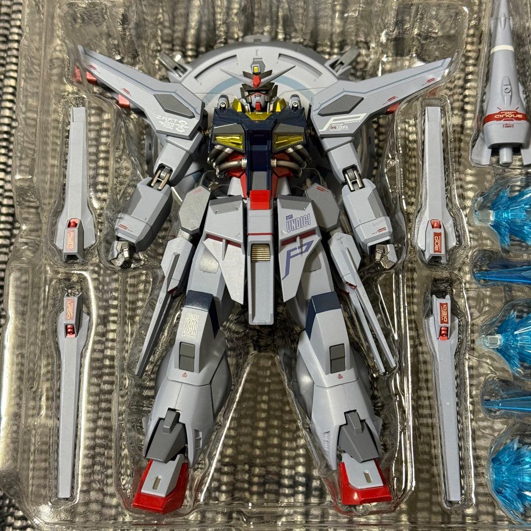 L ROBOT魂 ＜SIDE MS＞ プロヴィデンスガンダム
