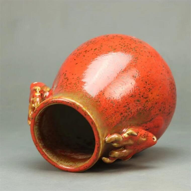 乾隆雍正です鶏血紅鹿耳尊の花瓶です景徳鎮装飾品 現代工芸品 美術品 置物