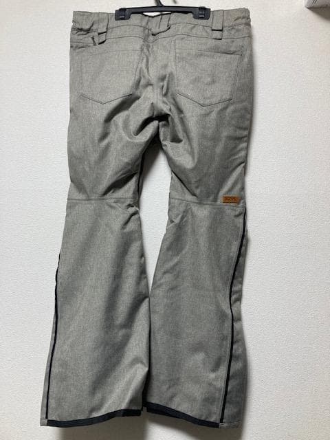 定価￥29,700 71%OFF エスケープ CELES パンツ M