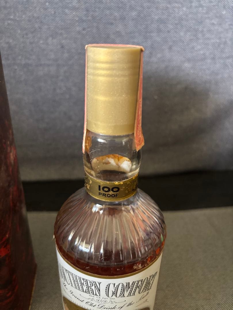 SOUTHERNCOMFORT　サザンカンフォート　50度　古酒　未開封