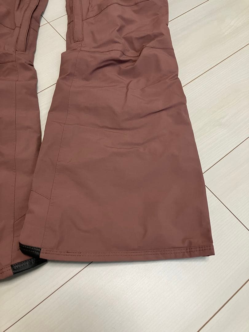 Volcom レディース　ゴアテックス USサイズMボトムス