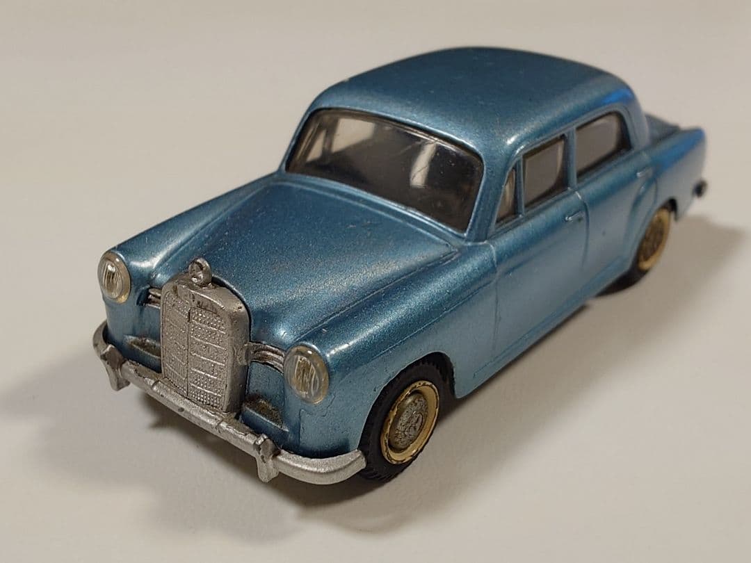 ミニカー TEKNO NO.723 MERCEDES - BENZ 190