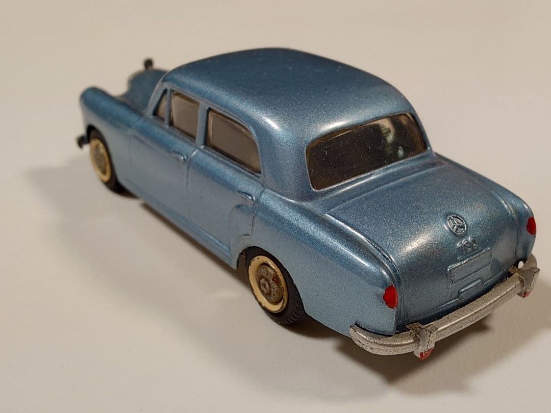 ミニカー TEKNO NO.723 MERCEDES - BENZ 190