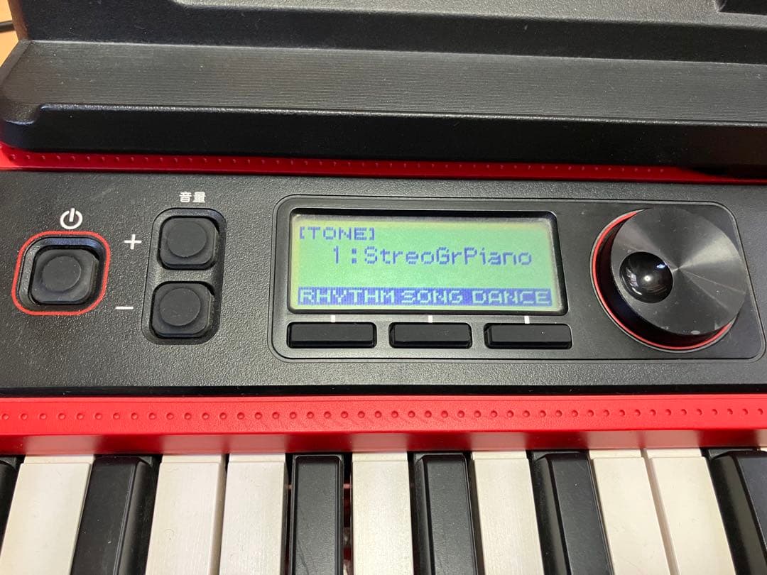 カシオキーボード　casiotone CT-S200