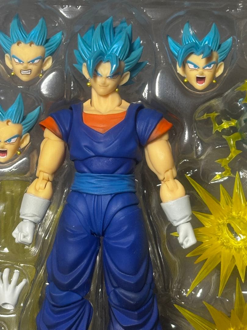 S.H.Figuarts スーパーサイヤ人ゴッドスーパーサイヤ人ベジット 超
