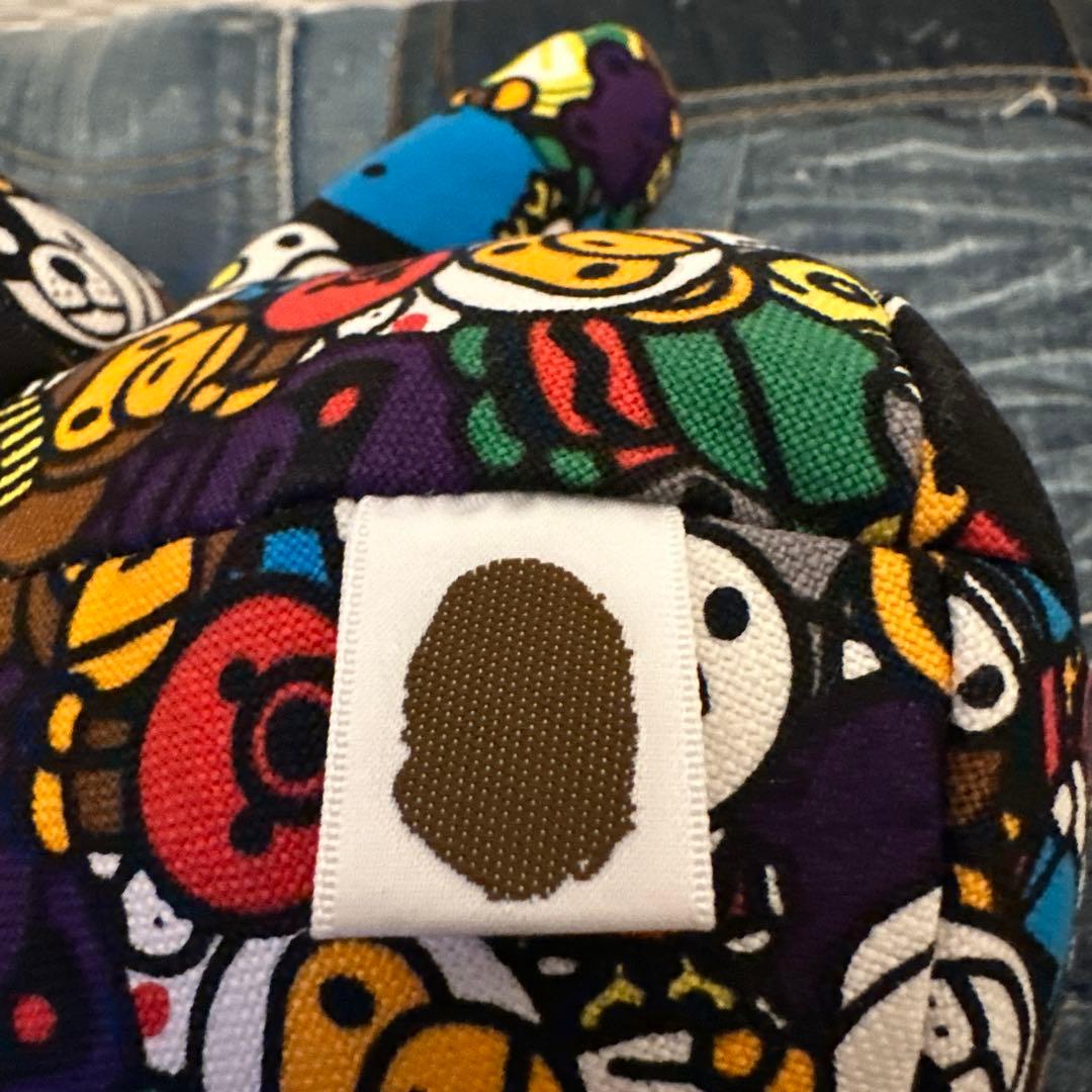 A BATHING APE（アベイシングエイプ） 総柄ベア カラフル インテリア