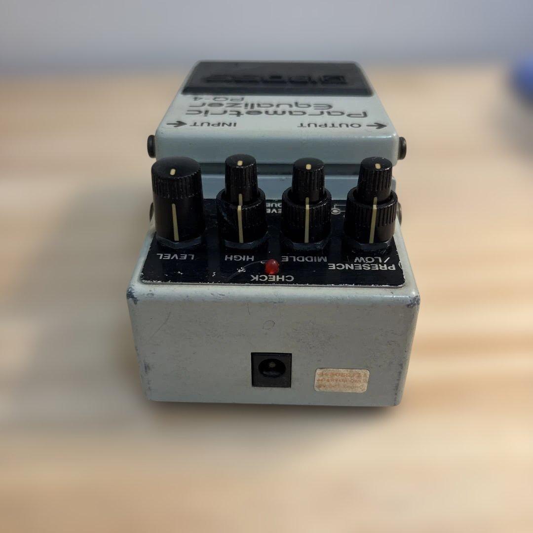 絶版　BOSS PQ-4 parametric equalizer