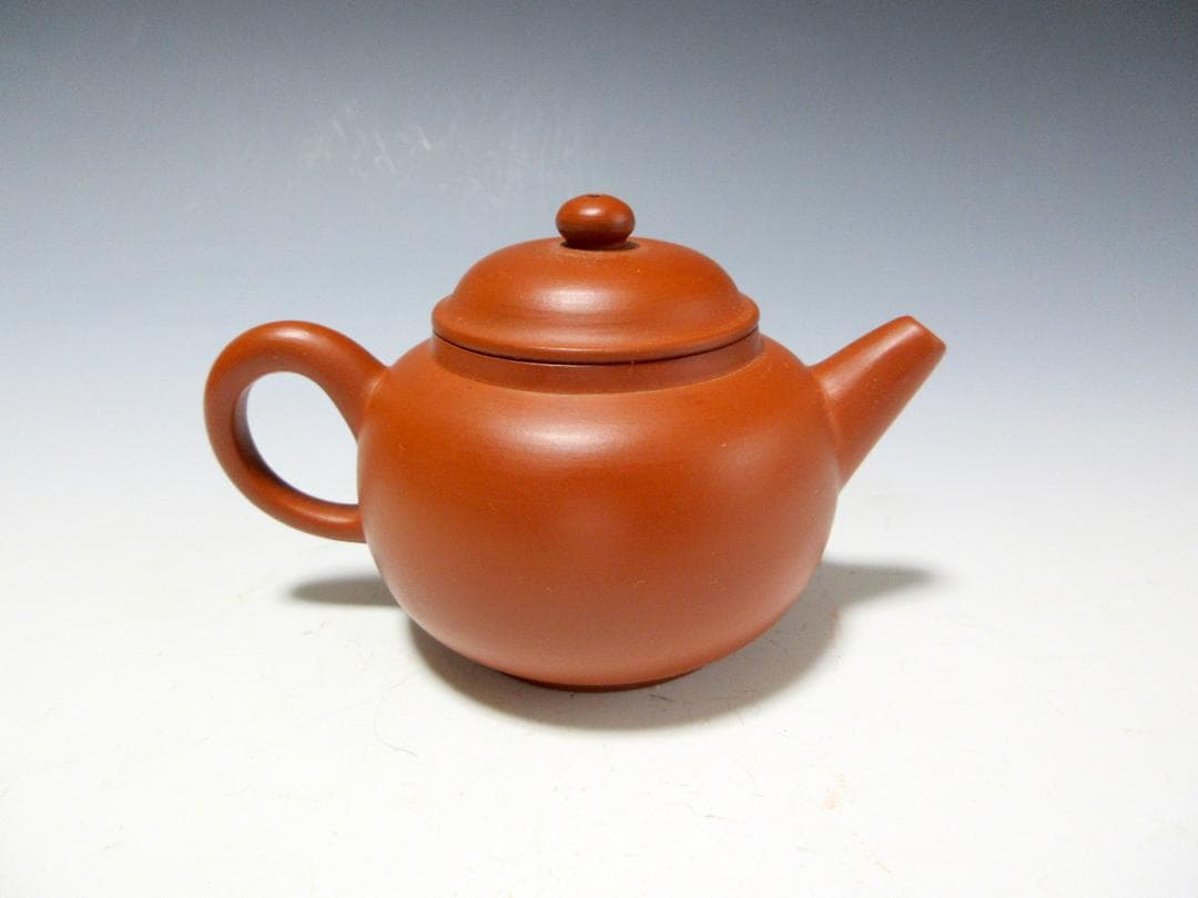 三浦常山 佐渡無名異焼 朱泥 後手茶注 共箱 共布 栞 / 急須