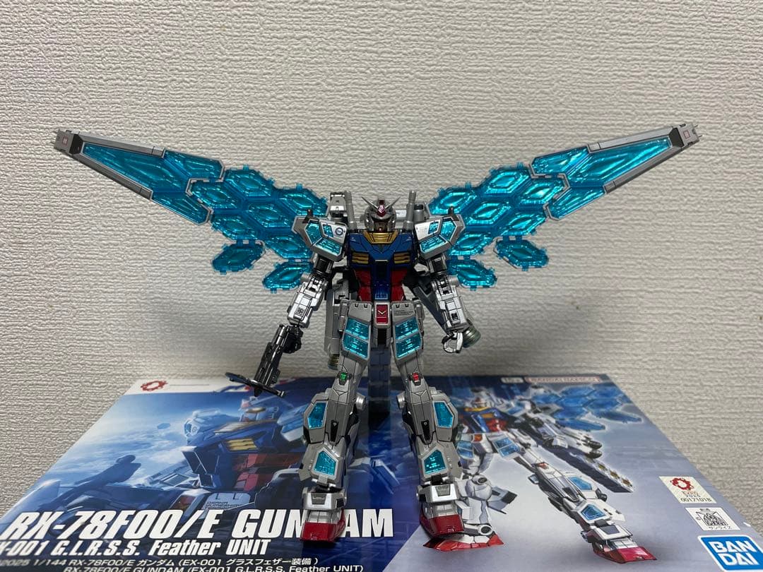 RX-78F00 ガンダム　HG 大阪万博　1/144