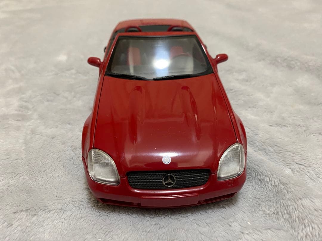 ミニカー UT Mercedes-Benz SLK AMG 1/18