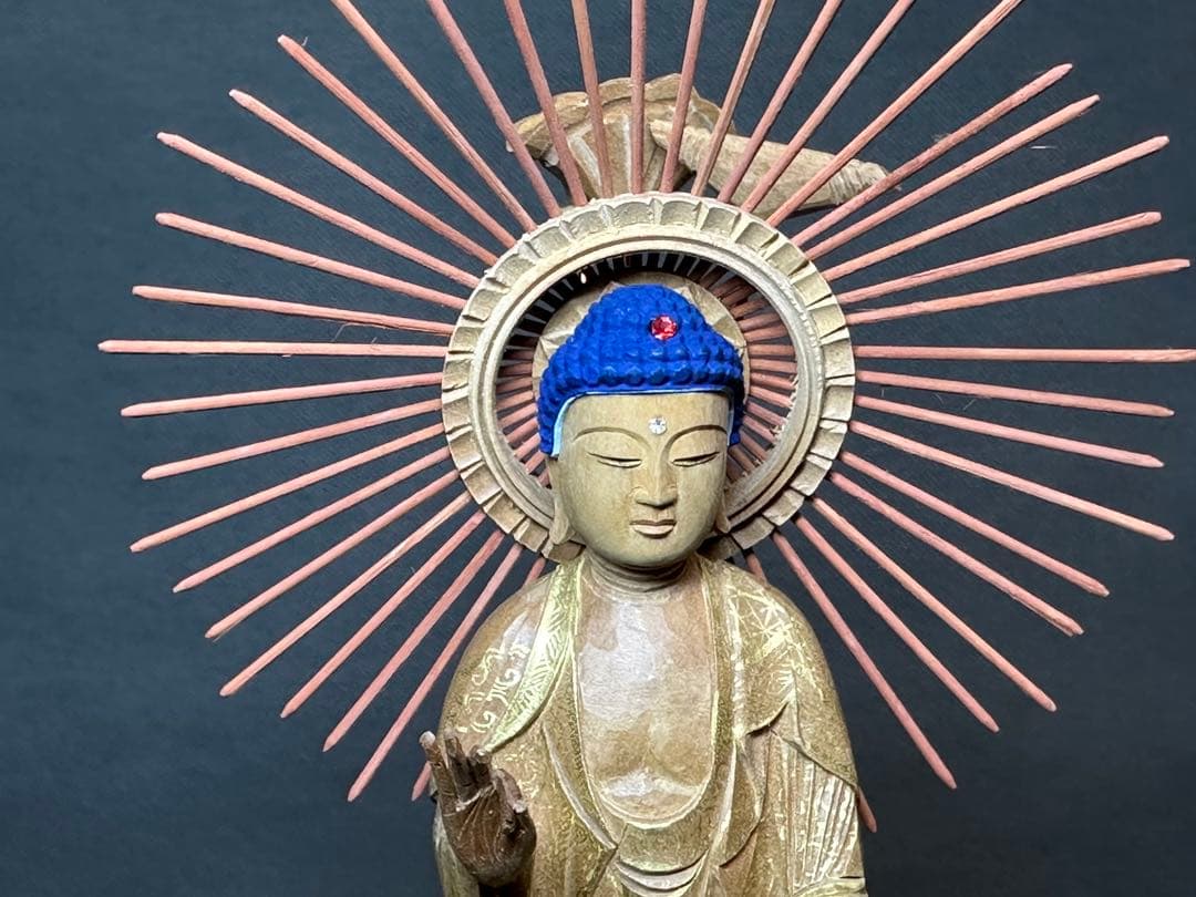 白檀　金泥書　丹型阿弥陀如来　4.5寸 六角ケマン台　木彫り　仏像アンティーク