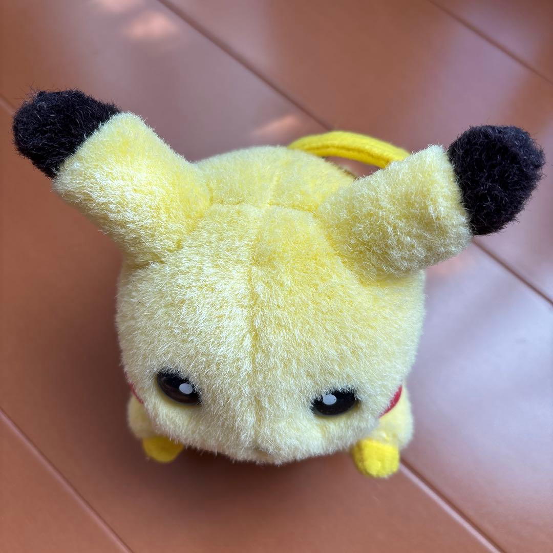 初期ピカチュウぬいぐるみ