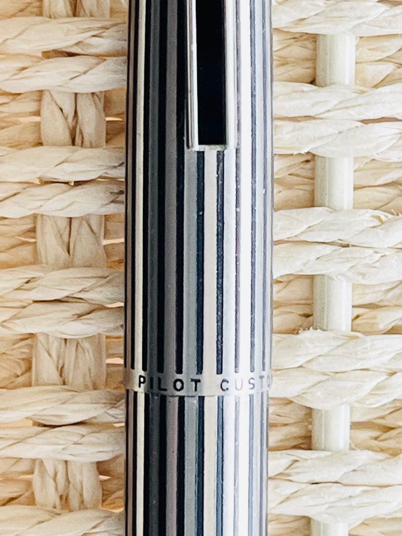 パイロットカスタム　18K-WG 万年筆 美品