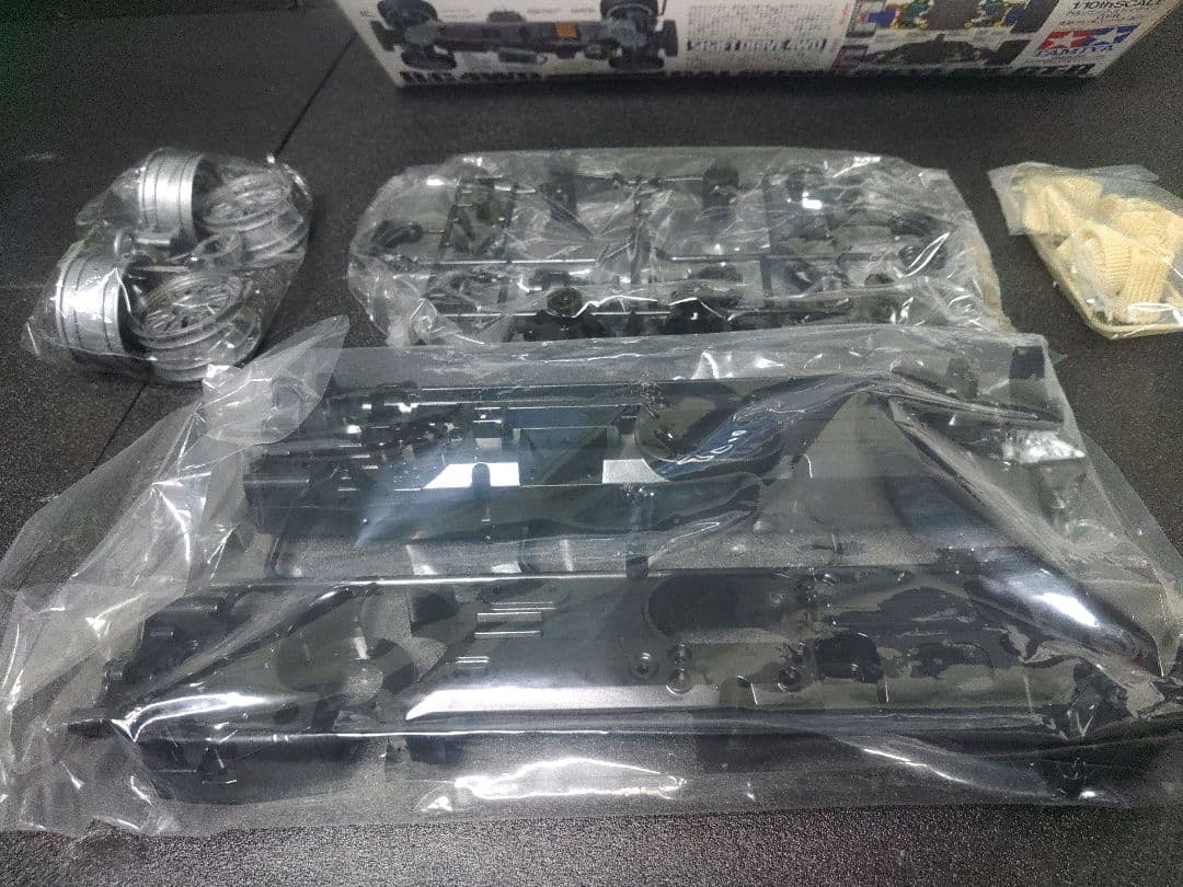 激レア　TAMIYA 　1/10カルソニック・スカイラインGT-R