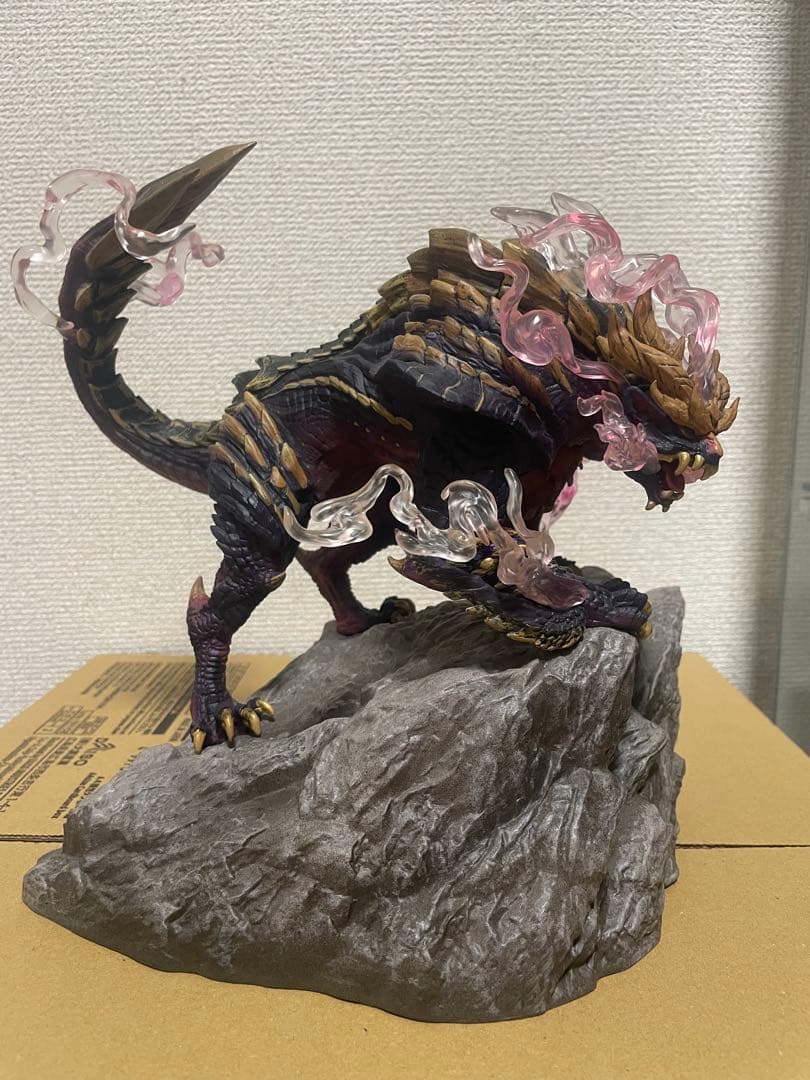 マガイマガド　クリエイターズモデル