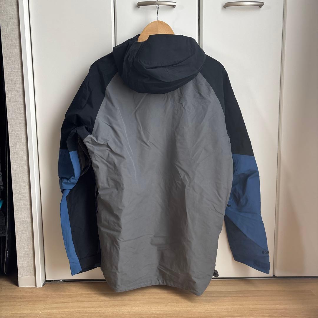 Burton ak. GORE-TEX スノーボードジャケット S