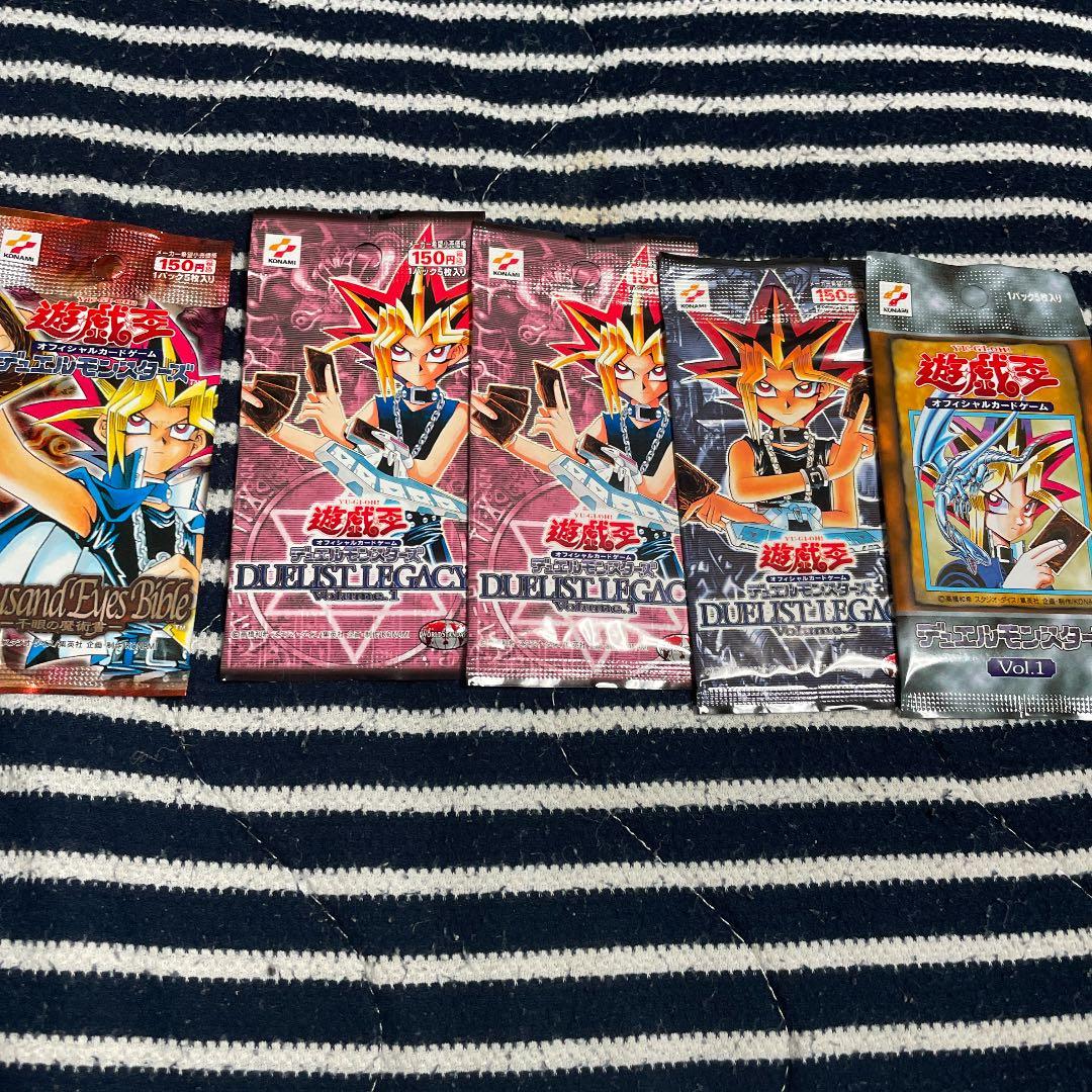遊戯王の初期パックです。