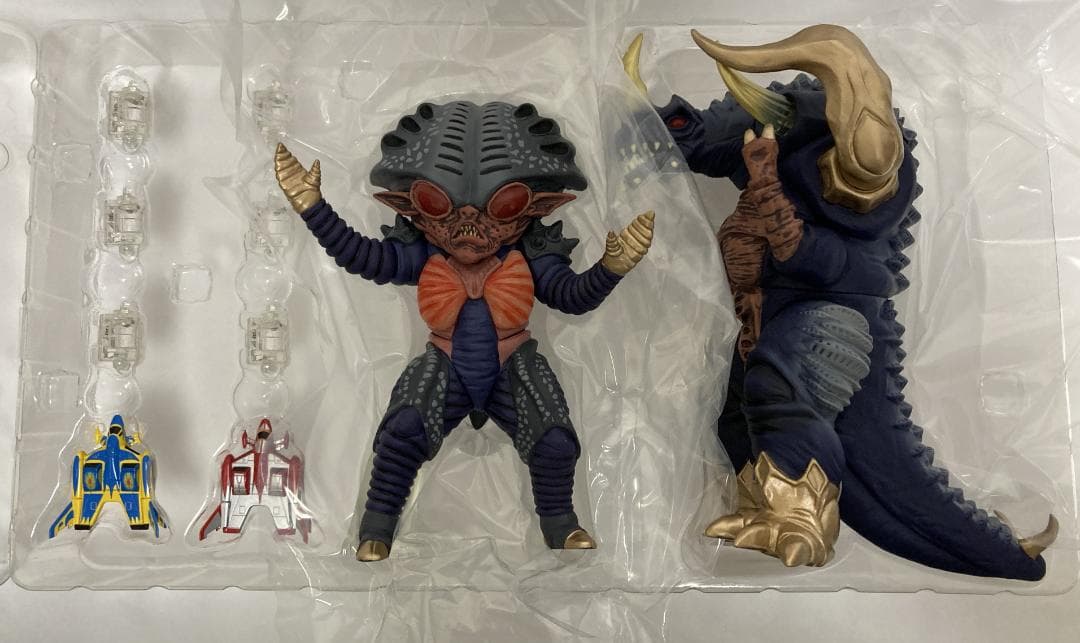 【輸送箱付】アルティメットルミナス ウルトラマン ゼアス ベンゼン 星人